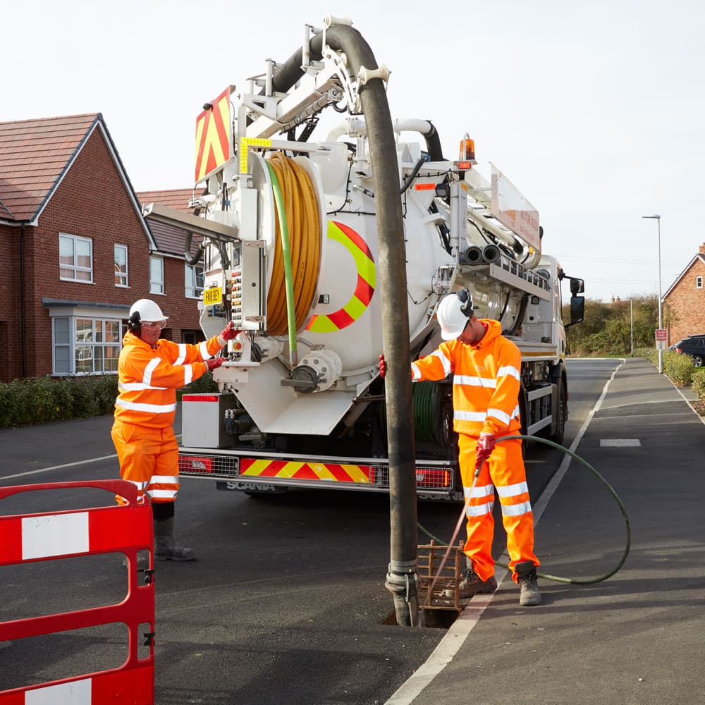 When is a drainage tanker jetter required?